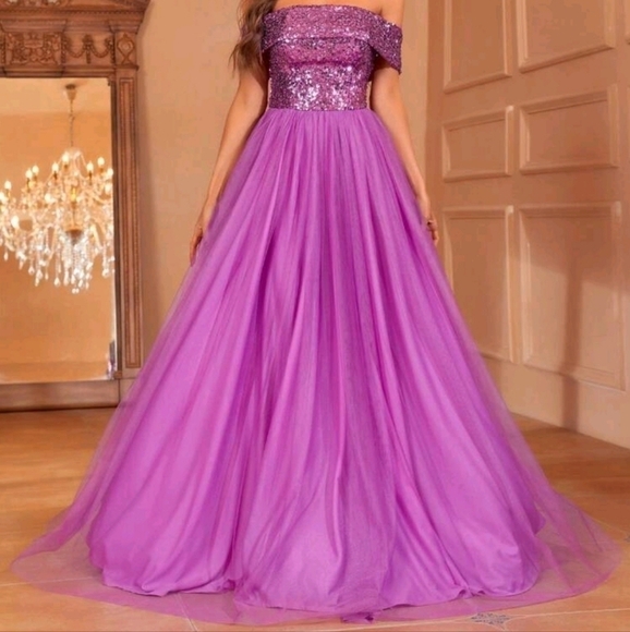 Purple,  Off Shoulder,  Sleeveless,  A Line, Sequined Gown - Picture 4 of 9